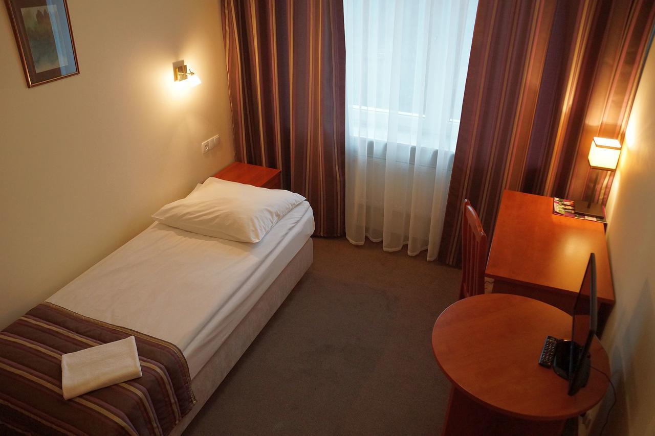 Hotel Bosir 비아위스토크 외부 사진