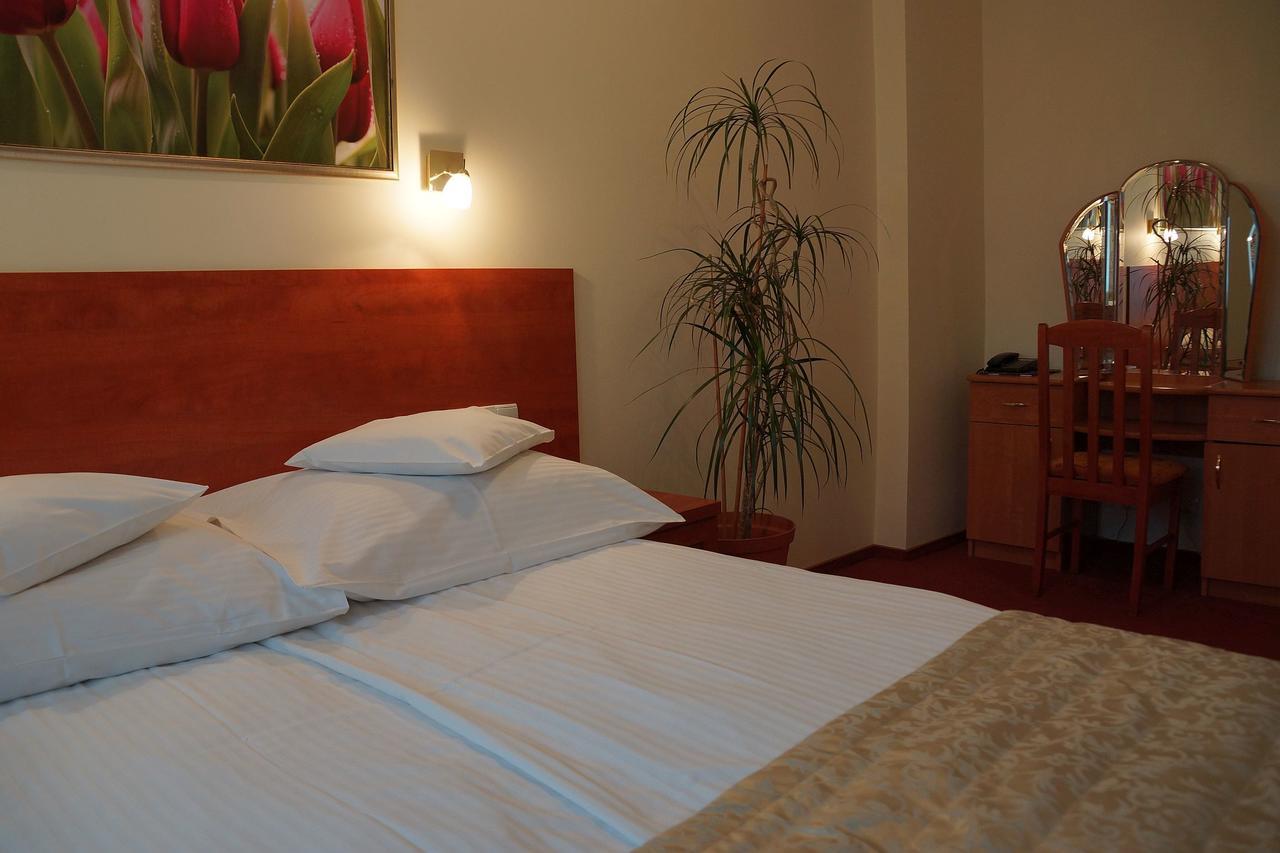 Hotel Bosir 비아위스토크 외부 사진